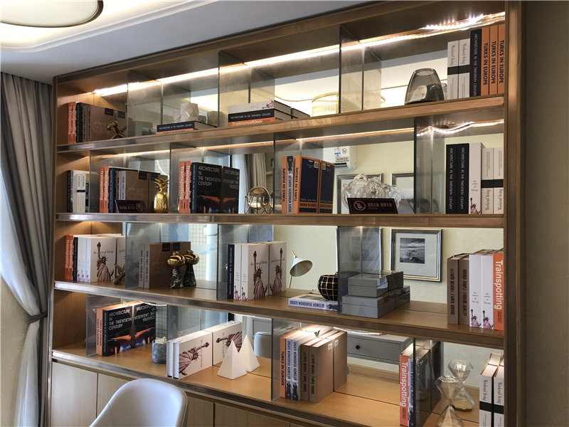 油漆書(shū)柜展示柜