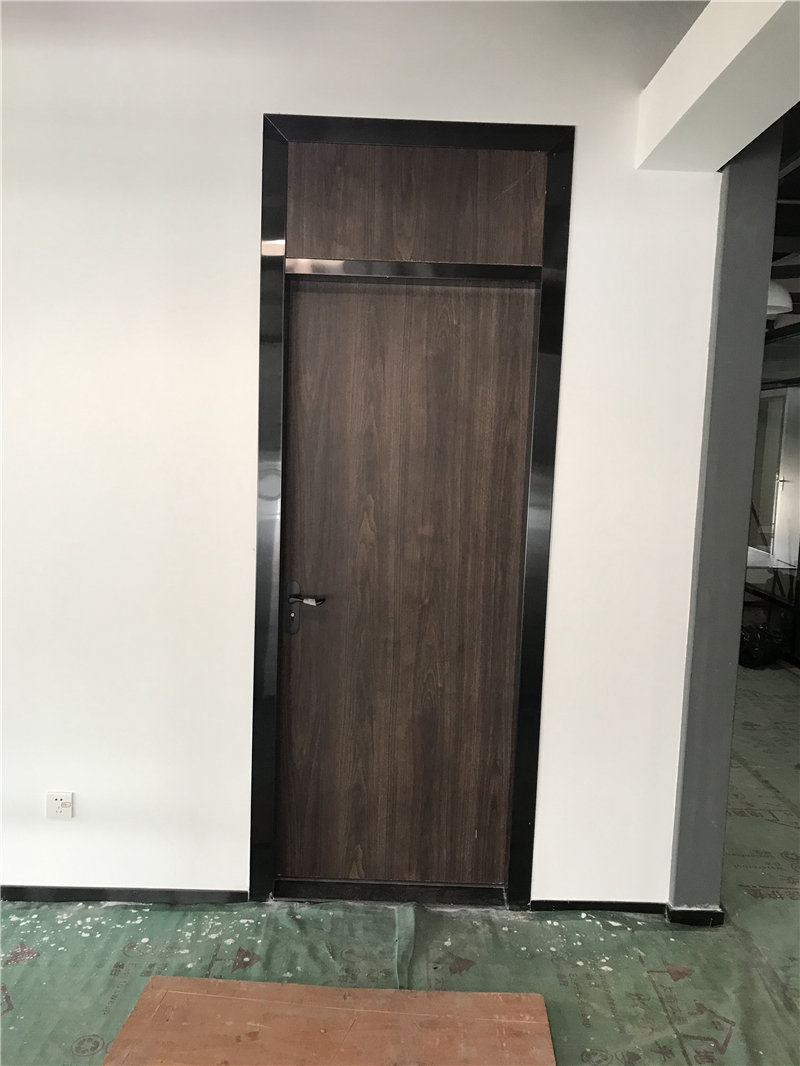 免漆單開(kāi)門(mén)